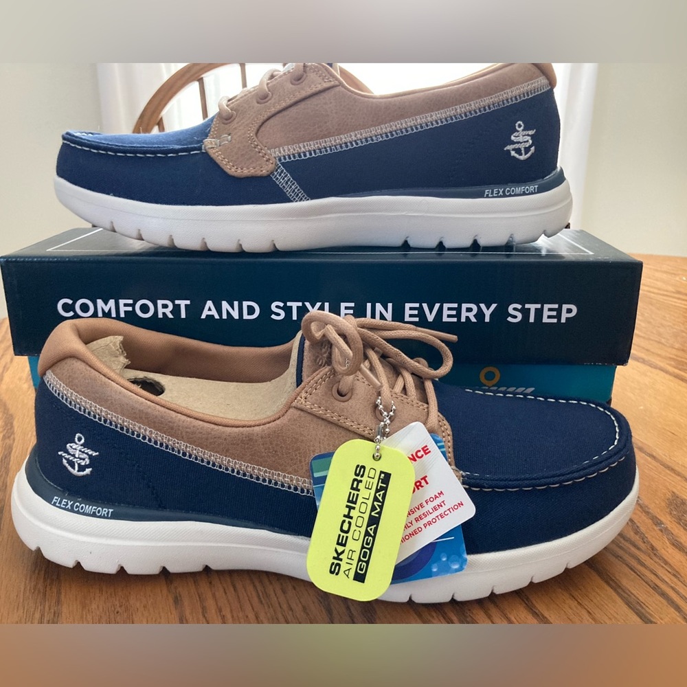 NEW NEVER WORN Skechers On-The-Go shoes